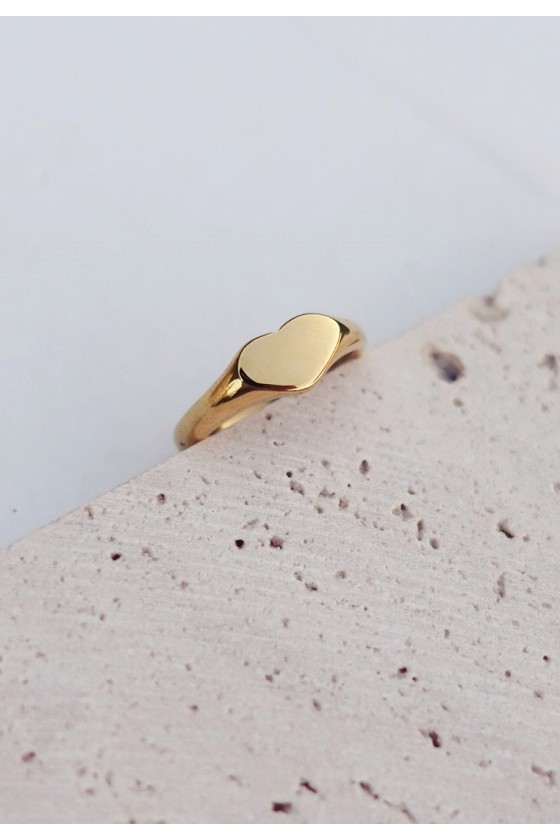 Signet Coeur Ring