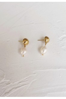 Galina Pearl Studs