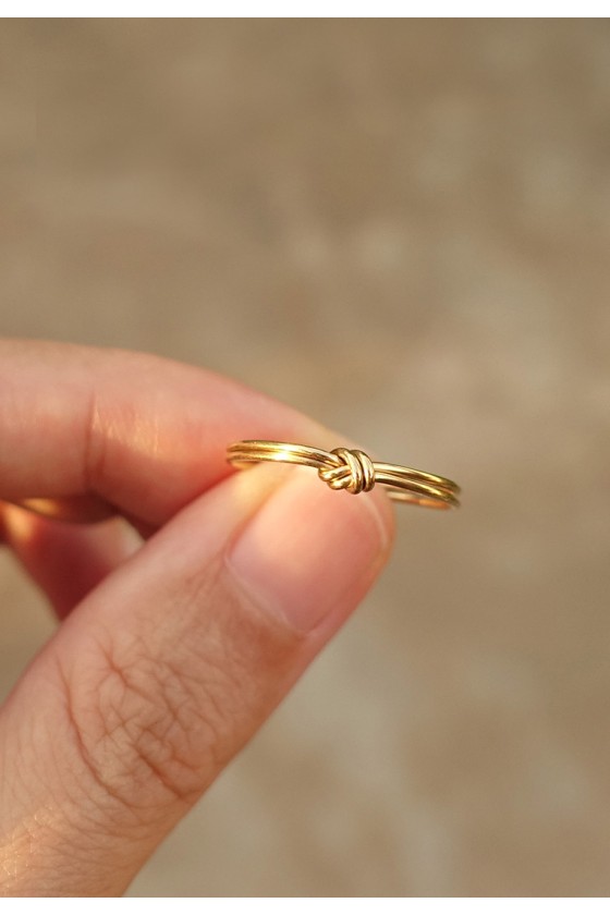 Ramona Knot Ring