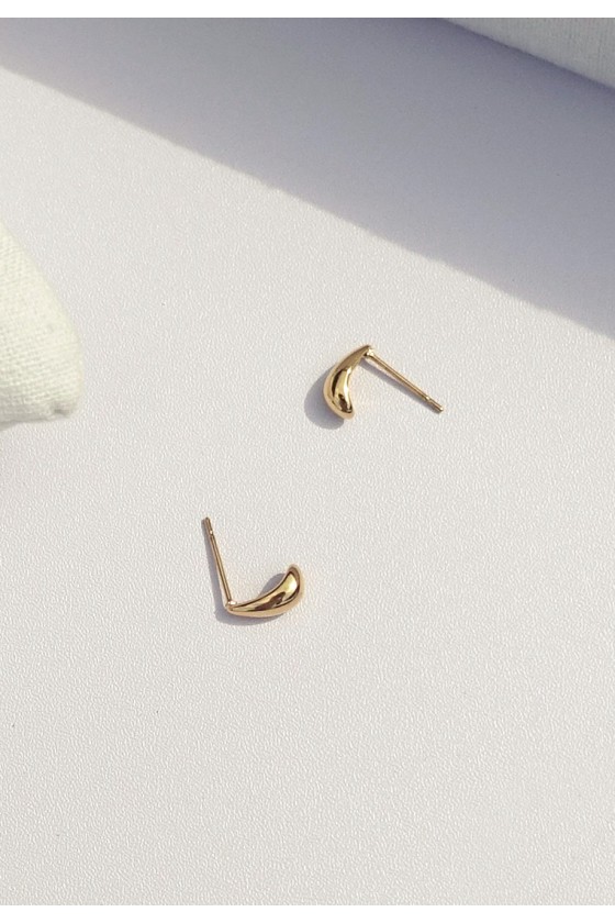Teardrop Stud Earrings