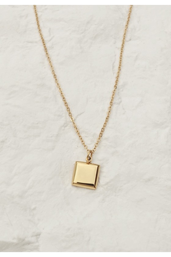 Keoni Square Necklace