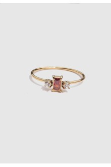 Capraia Garnet Ring