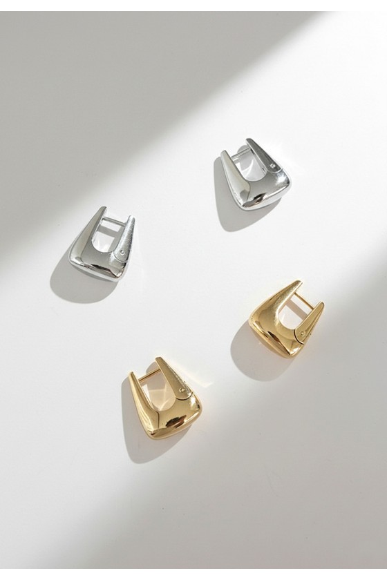 Sculpt Loop Earrings