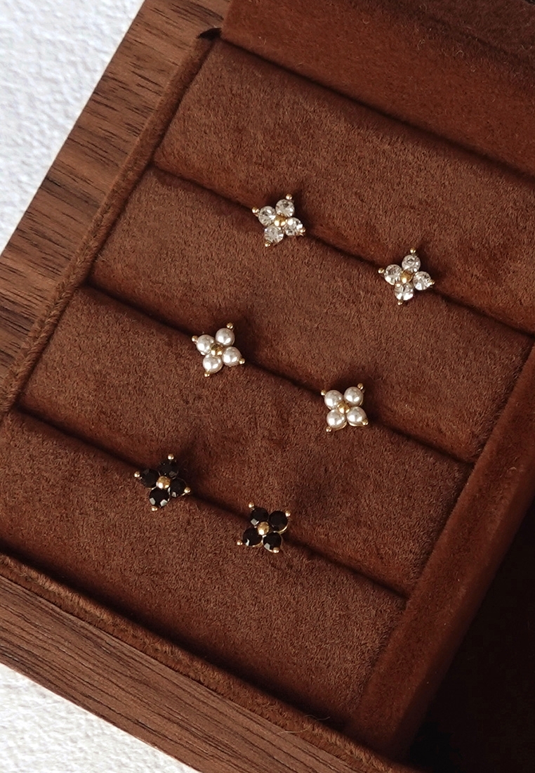 Fleur Mini Stud Earrings Fleur Mini Stud Earrings