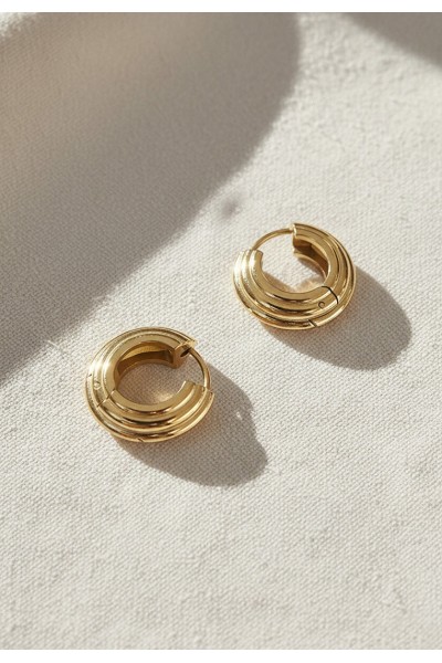 Linear Ribbed Hoop Earrings