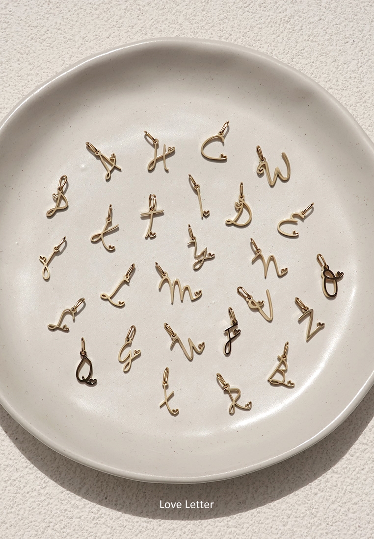 Extra Initial Pendant Extra Initial Pendant