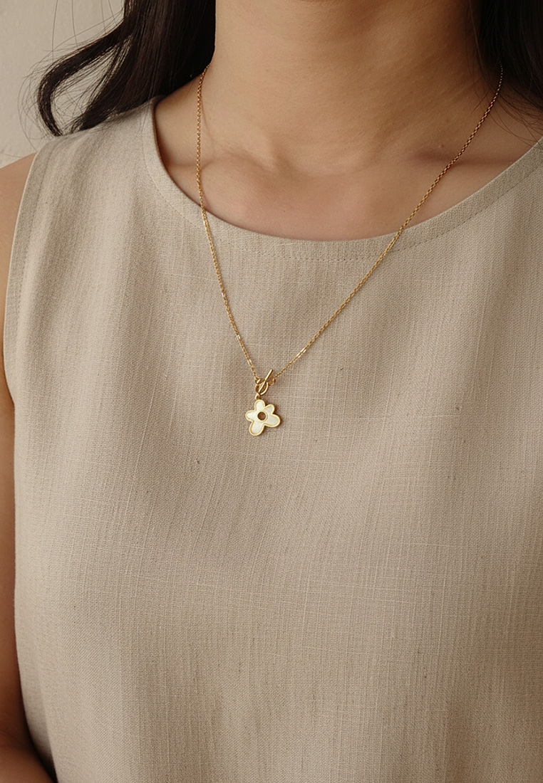 Asha Flower Necklace Asha Flower Necklace